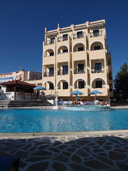 Blue Bay Hotel Karpathos Esterno foto